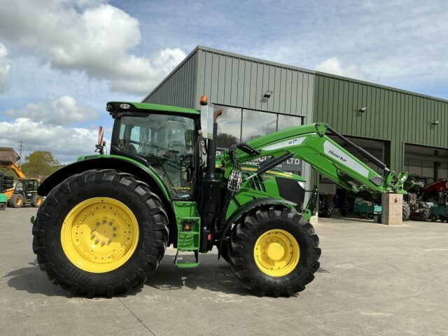 John Deere 6215R Premium Edition Tractor (ST22704)