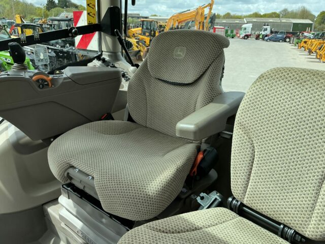 John Deere 6215R Premium Edition Tractor (ST22704)