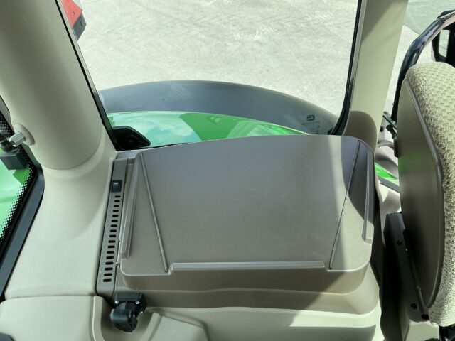 John Deere 6215R Premium Edition Tractor (ST22704)