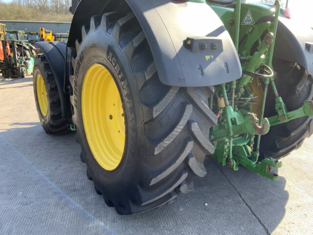 John Deere 7310R Tractor (ST22840)