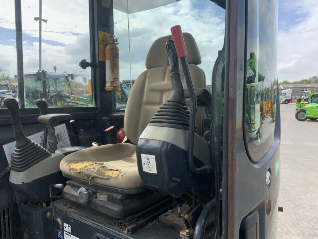 Komatsu PC55MR-3 Digger (ST22563)