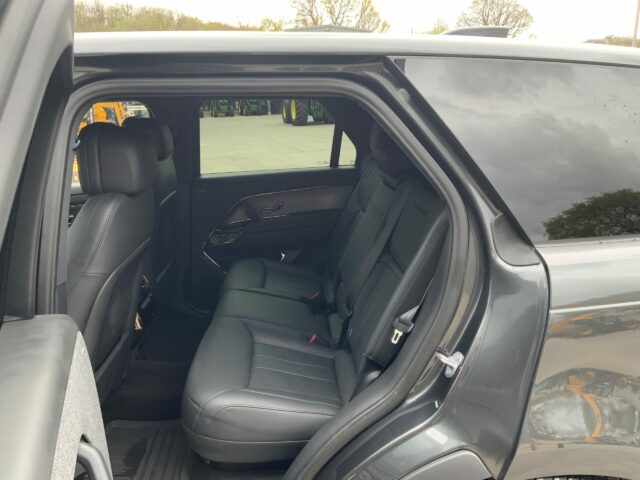 Land Rover Range Rover Sport 3.0 D300 Dynamic SE (ST16188)