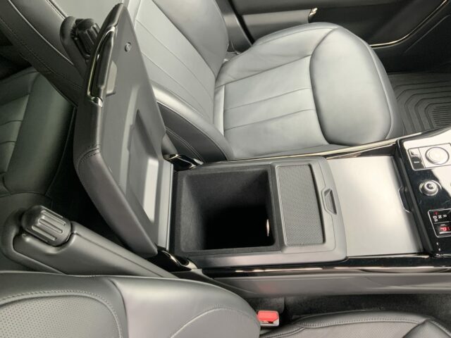 Land Rover Range Rover Sport 3.0 D300 Dynamic SE (ST16188)