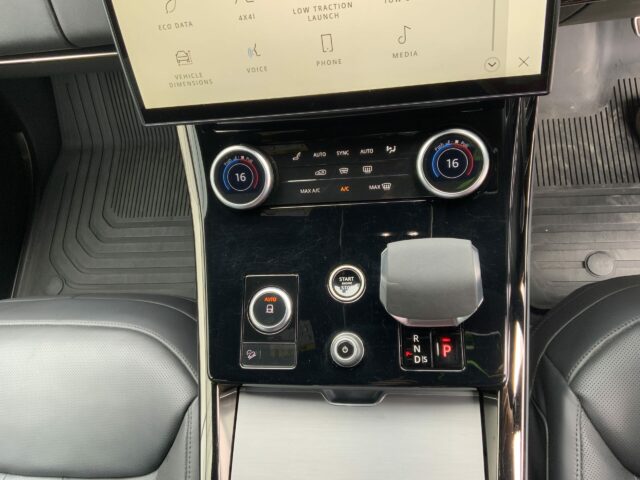 Land Rover Range Rover Sport 3.0 D300 Dynamic SE (ST16188)
