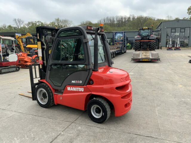 Manitou MI30D Fork Lift (ST23055)