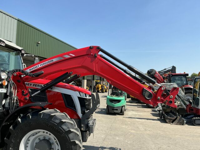 Massey Ferguson 7S.180 Tractor (ST22970)