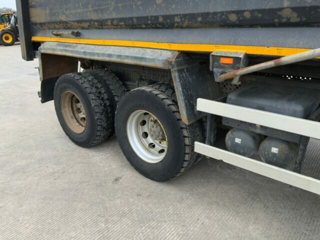 Mercedes 3240 Arocs 8x4 Tipper (ST22557)