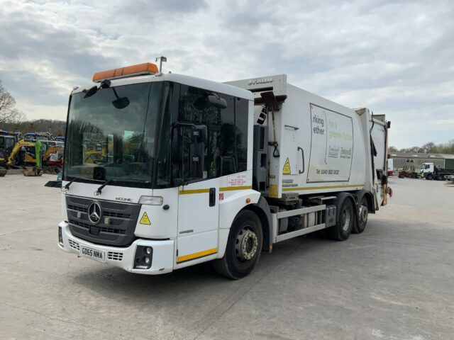 Mercedes Econic 2630 Refuse Truck (ST22884)