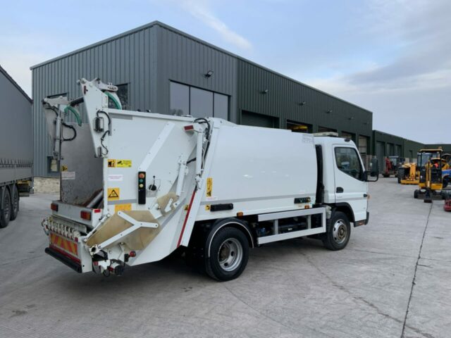 Mitsubishi Fuso 7C15 Canter Bin Lorry (ST22005)