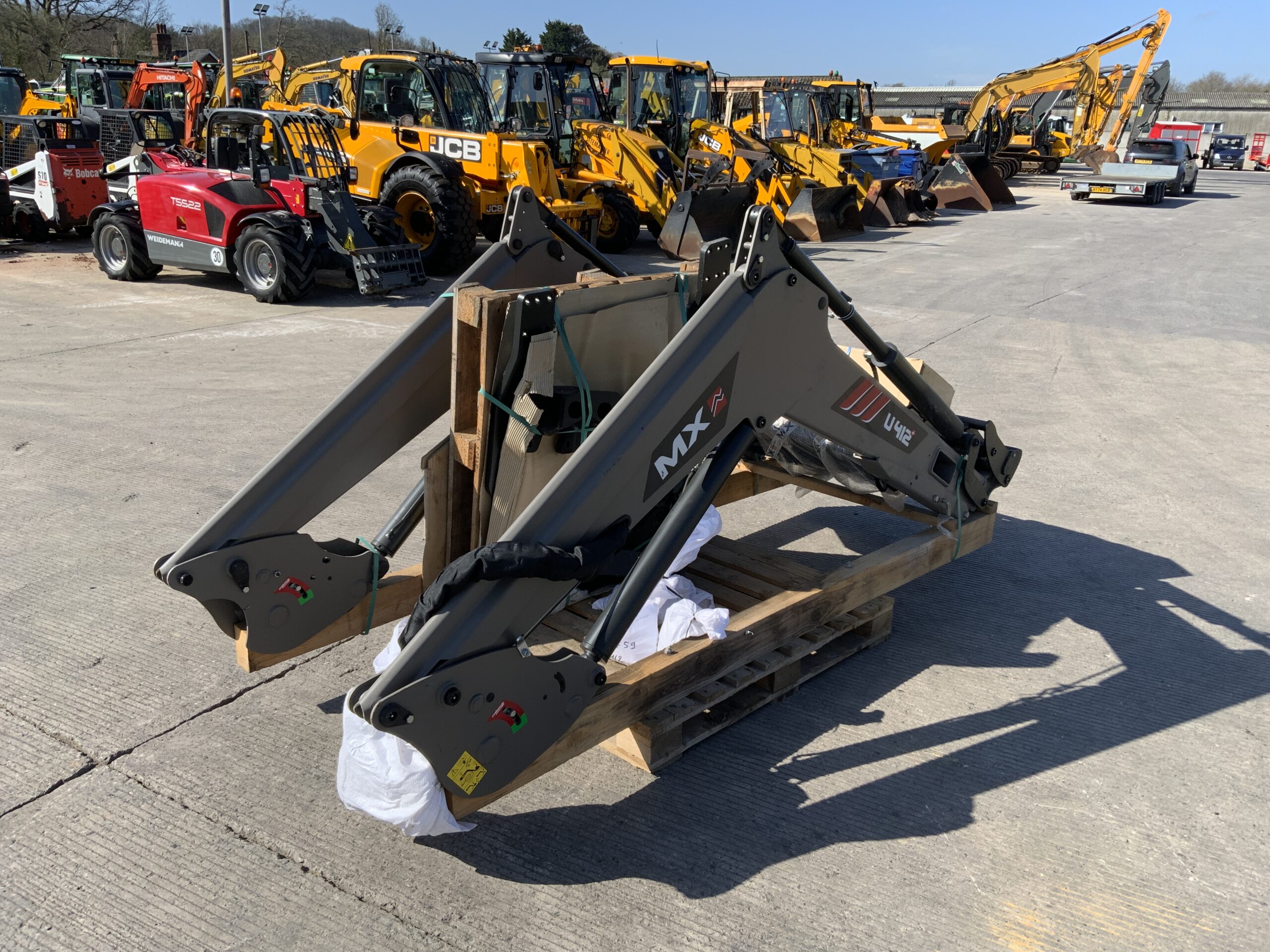 MX U412+ Loader Unused