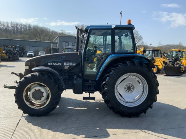 New Holland 8260 Tractor (ST22958)