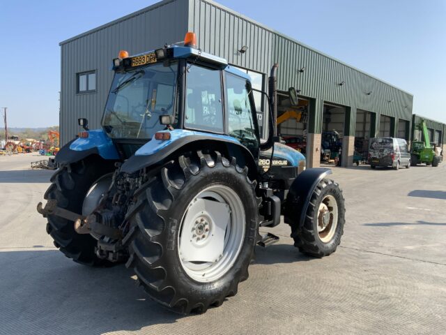 New Holland 8260 Tractor (ST22958)