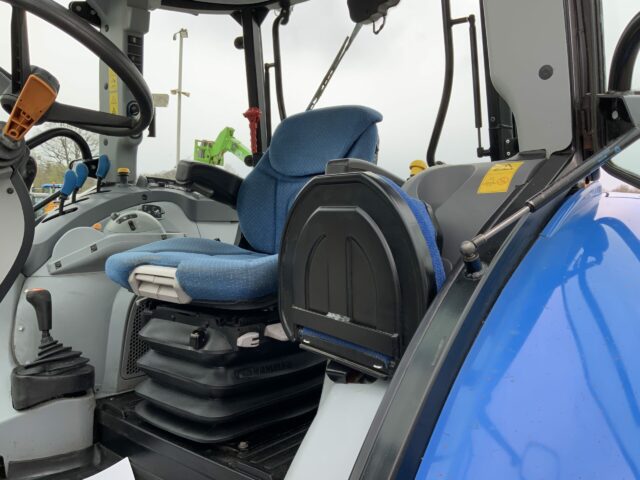 New Holland T5.105 Tractor (ST22662)