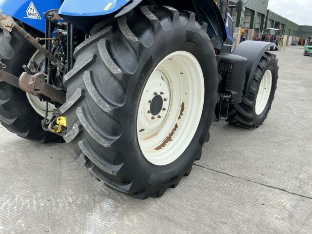 New Holland T7.210 Tractor (ST22512)