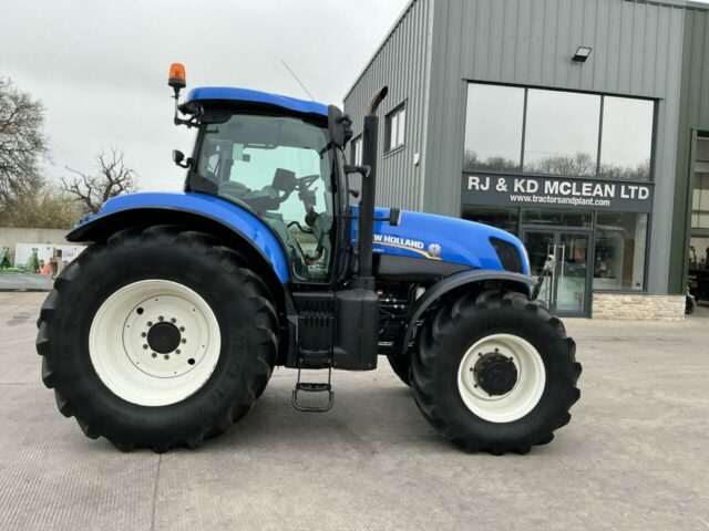 New Holland T7.250 Tractor (ST22810)