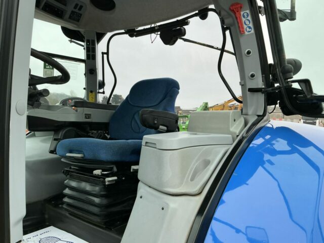 New Holland T7.250 Tractor (ST22810)