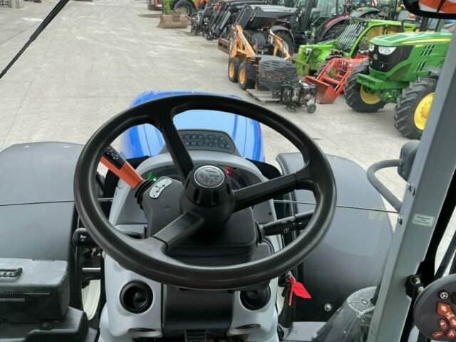 New Holland T7.250 Tractor (ST22810)