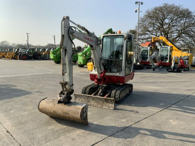Takeuchi TB228 Digger (ST22821)
