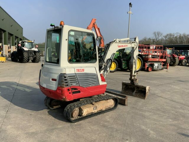 Takeuchi TB228 Digger (ST22821)