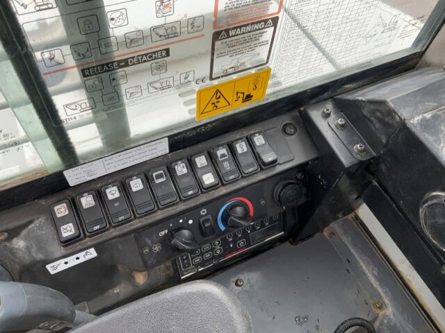 Takeuchi TB280FR Digger (ST22790)