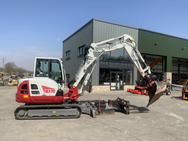 Takeuchi TB370 Complete With Rototilt Rotator (ST22841)