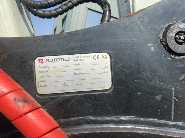 Takeuchi TB370 Complete With Rototilt Rotator (ST22841)