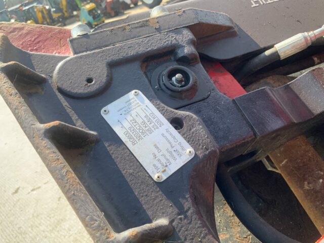 Takeuchi TB370 Complete With Rototilt Rotator (ST22841)