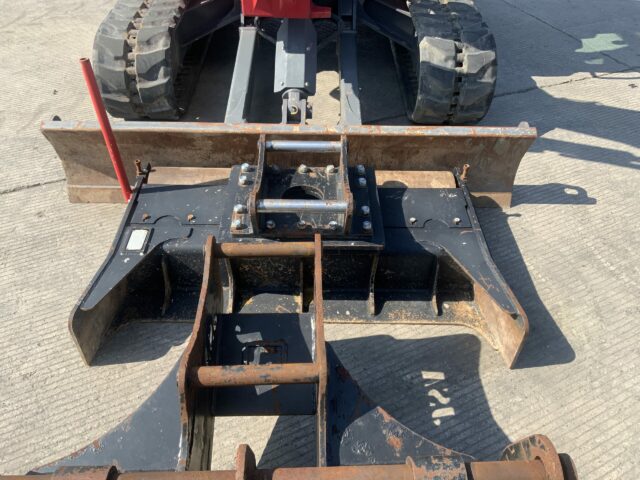 Takeuchi TB370 Complete With Rototilt Rotator (ST22841)