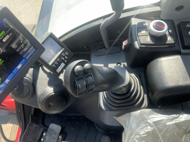 Takeuchi TB370 Complete With Rototilt Rotator (ST22841)