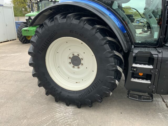 Valtra N174 Active Tractor (ST23159)