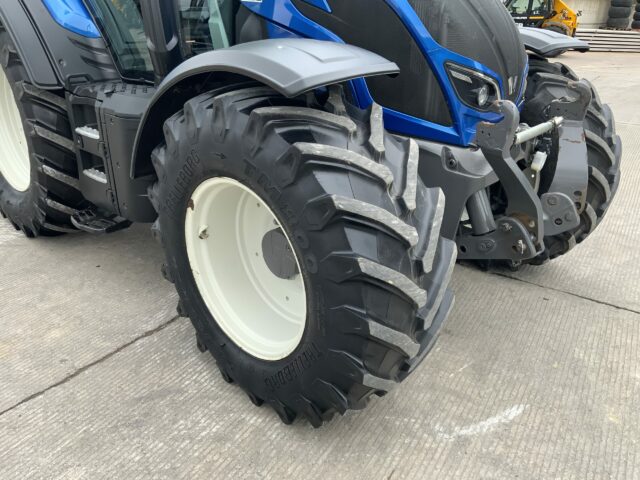Valtra N174 Active Tractor (ST23159)