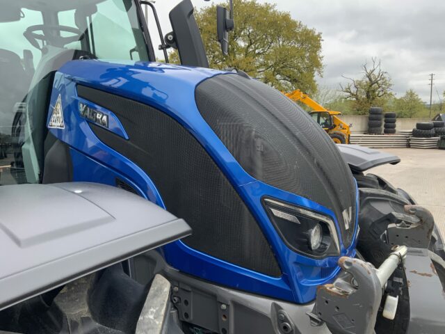 Valtra N174 Active Tractor (ST23159)