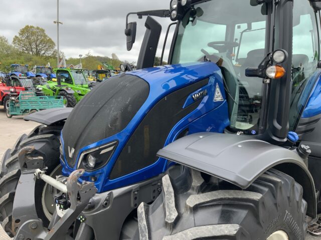 Valtra N174 Active Tractor (ST23159)