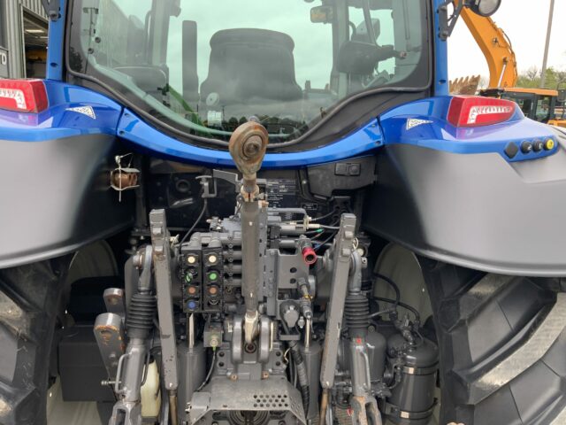 Valtra N174 Active Tractor (ST23159)
