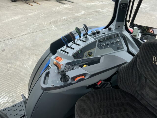 Valtra N174 Active Tractor (ST23159)