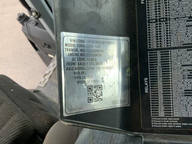 Valtra Q305 Unlimited Tractor