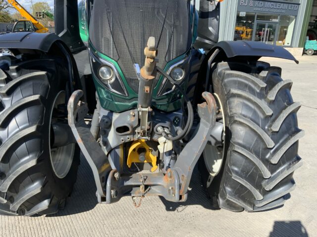Valtra T214 Direct Tractor (ST22983)