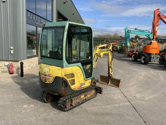 Yanmar SV15 Digger (ST22905)
