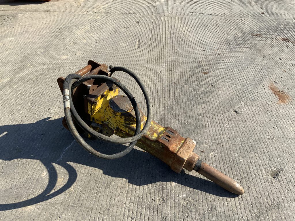 Atlas Copco SB302 Breaker