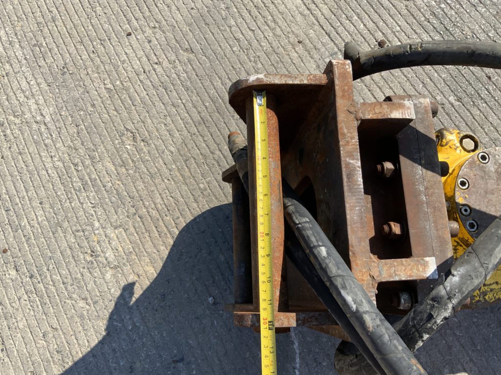 Atlas Copco SB302 Breaker