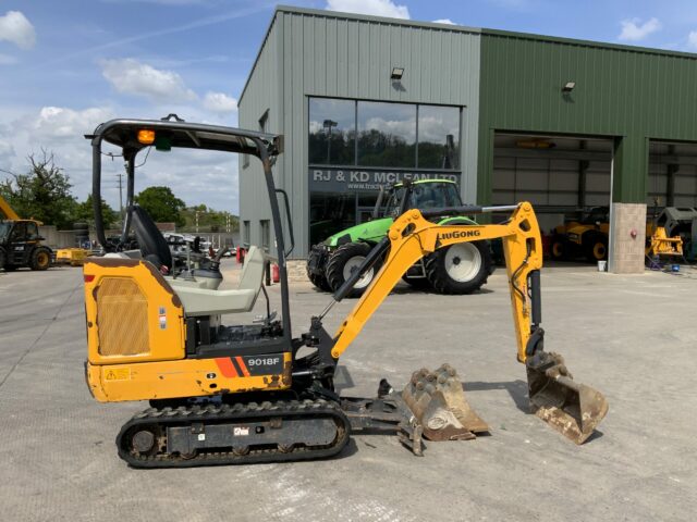 Liugong 9018F Digger (ST23215)