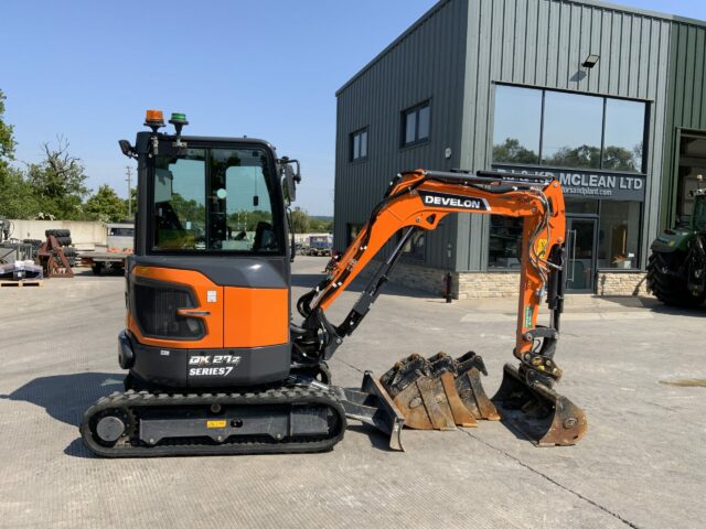 Doosan DX27Z-7 Digger (ST23332)