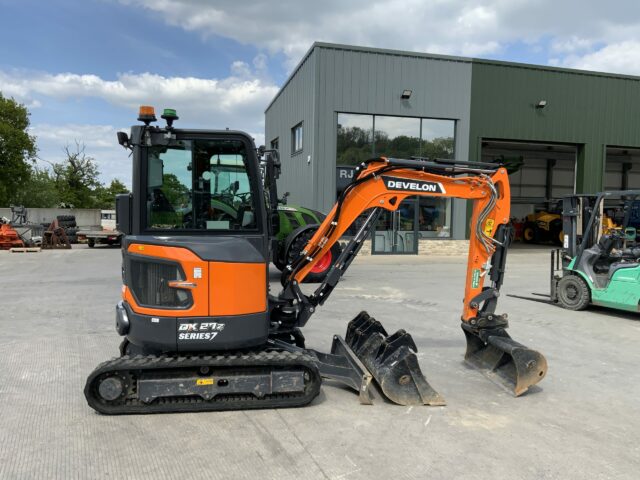 Doosan DX27Z-7 Digger (ST23341)