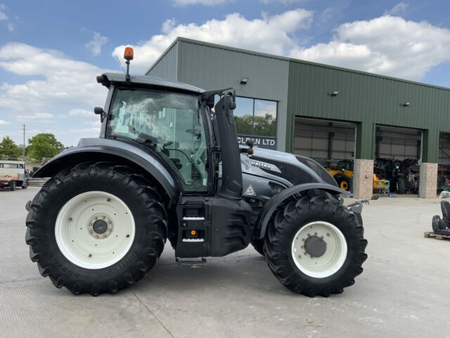 Valtra T174 Active Tractor (ST23168)