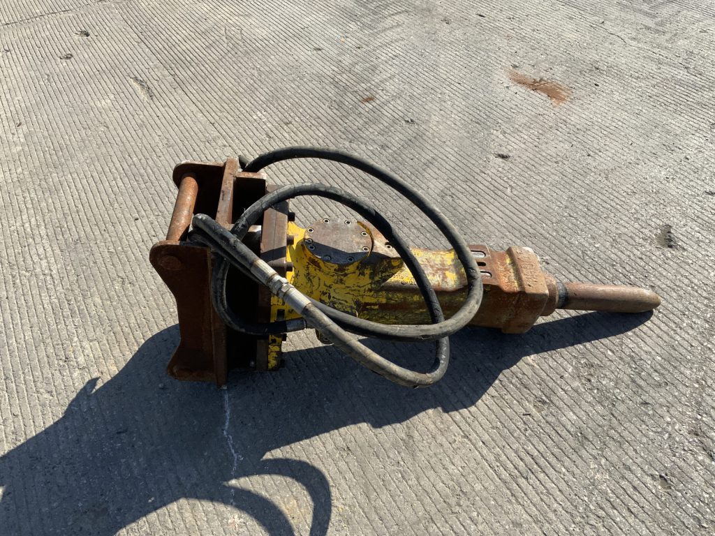 Atlas Copco SB302 Breaker