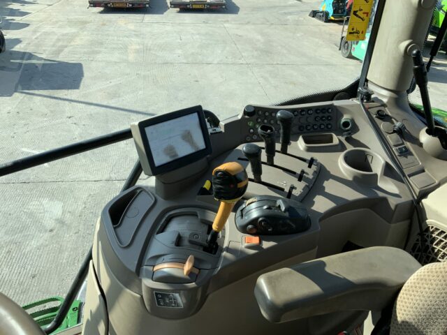 John Deere 6150R Tractor (ST22779)