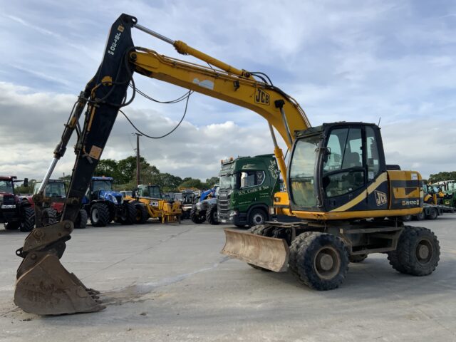 JCB JS130W Digger (ST23289)