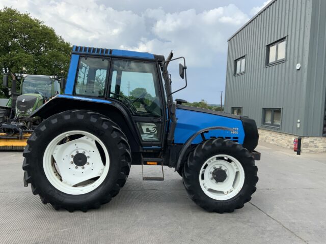 Valtra/Valmet 6800 Tractor (ST23222)