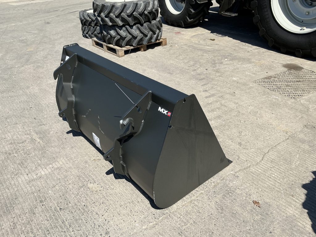 MX BRU150 Loader Bucket