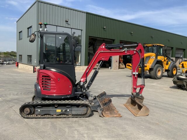 Yanmar Vio 27-6 Digger (ST23109)